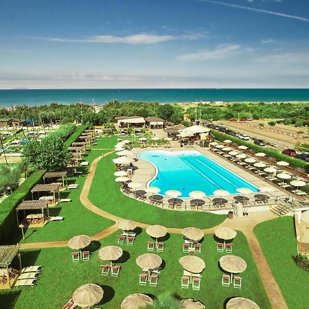 Oasi Del Mare Aparthotel Tirrenia Exteriör bild