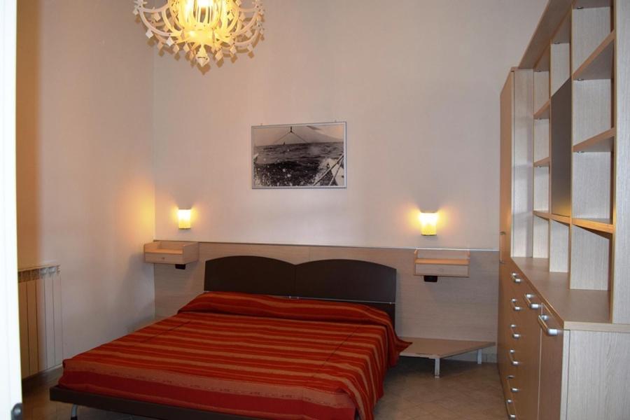 Oasi Del Mare Aparthotel Tirrenia Exteriör bild